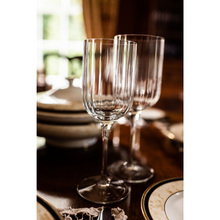 Load image into Gallery viewer, Luigi Bormioli Bach Red Wine Glasses Set of 4