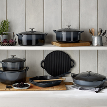 Load image into Gallery viewer, Denby Halo Black 26cm Round Cast Iron Casserole With Gift Box
