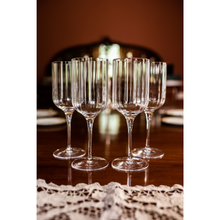 Load image into Gallery viewer, Luigi Bormioli Bach Red Wine Glasses Set of 4

