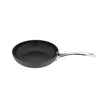 Load image into Gallery viewer, Stellar Hard Anodised 6000 20cm Frying Pan Non Stick
