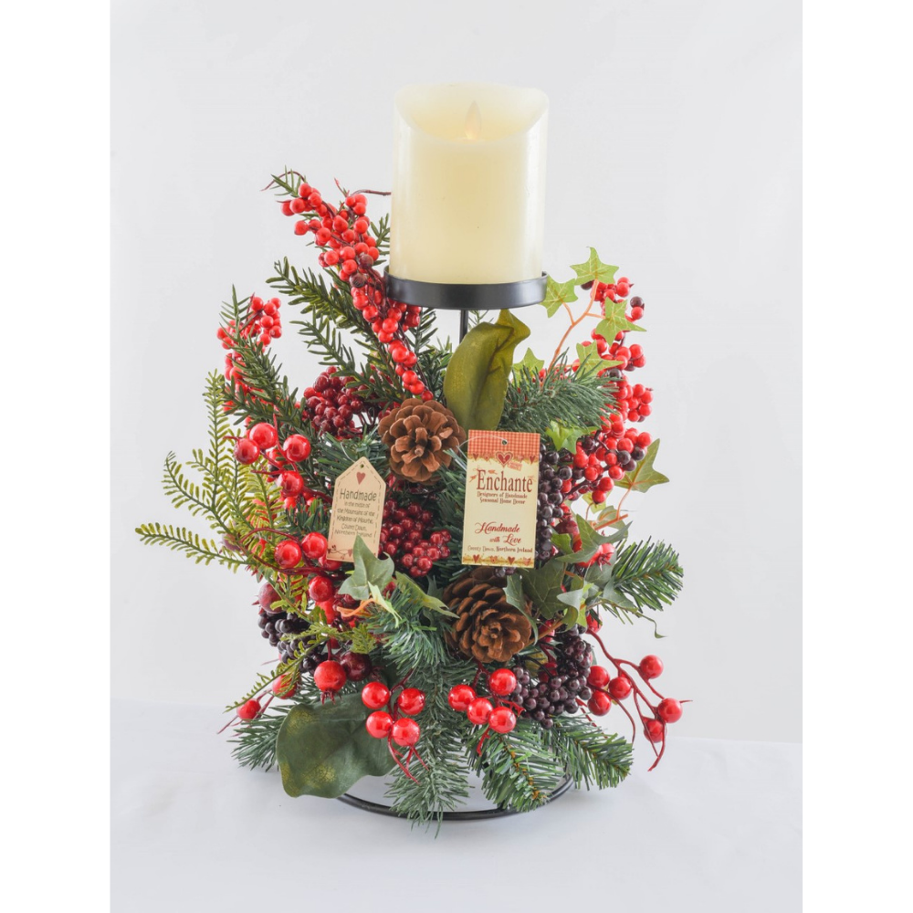 Enchanté Christmas Candle Holder Woodland Berry